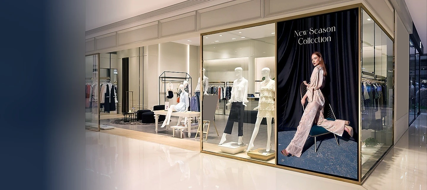 Samsung Smart Signage QHF 115" banner